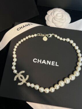 Chanel CC Logo Pearl Choker